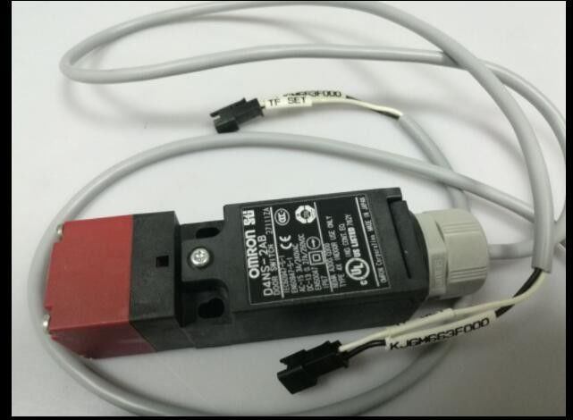 Safety Door Switch SMT Machine Parts YV100XG Plug Lock Switch D4DS-25BS YG100